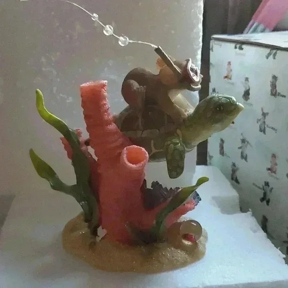 Resin figuerine - Picture 3 of 9